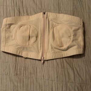 Pumping Bra by Simple Wishes - Hands free - Size XS
